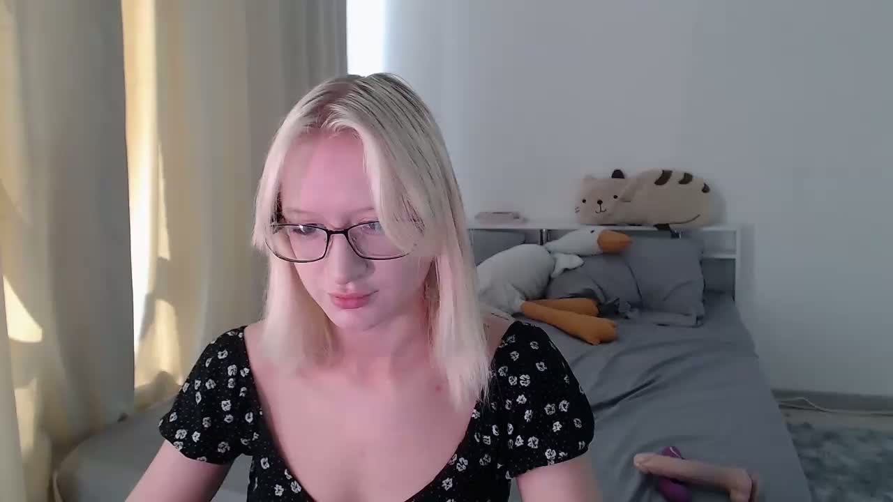 ChloeElegia Adult Chat September 11, 2026
