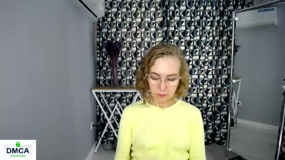 queen_a_n_i Adult Chat September 11, 2026