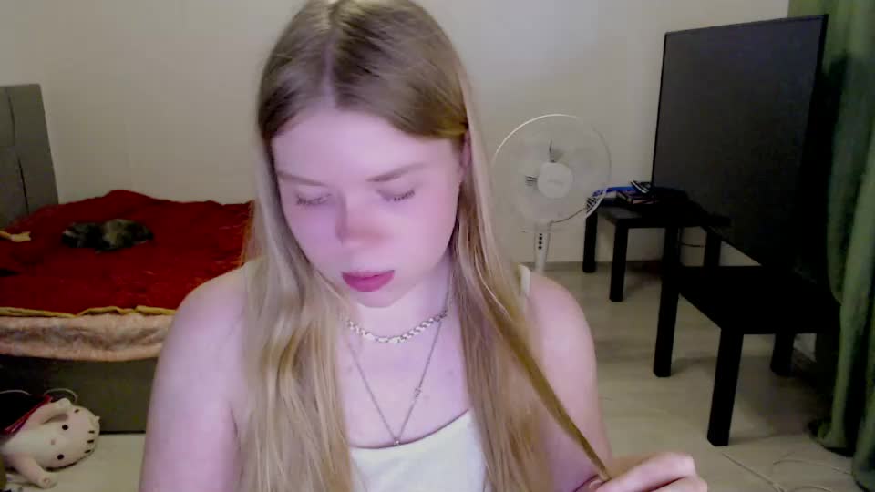 kitten_jenny01 Adult Chat September 11, 2026