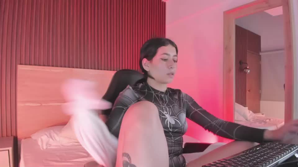 charlottee27_ Adult Chat September 12, 2026