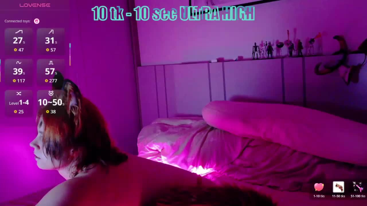 Red-RoxyFoxy Adult Chat September 12, 2026