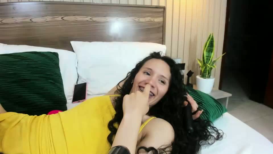 valeryn_rosse Adult Chat September 12, 2026