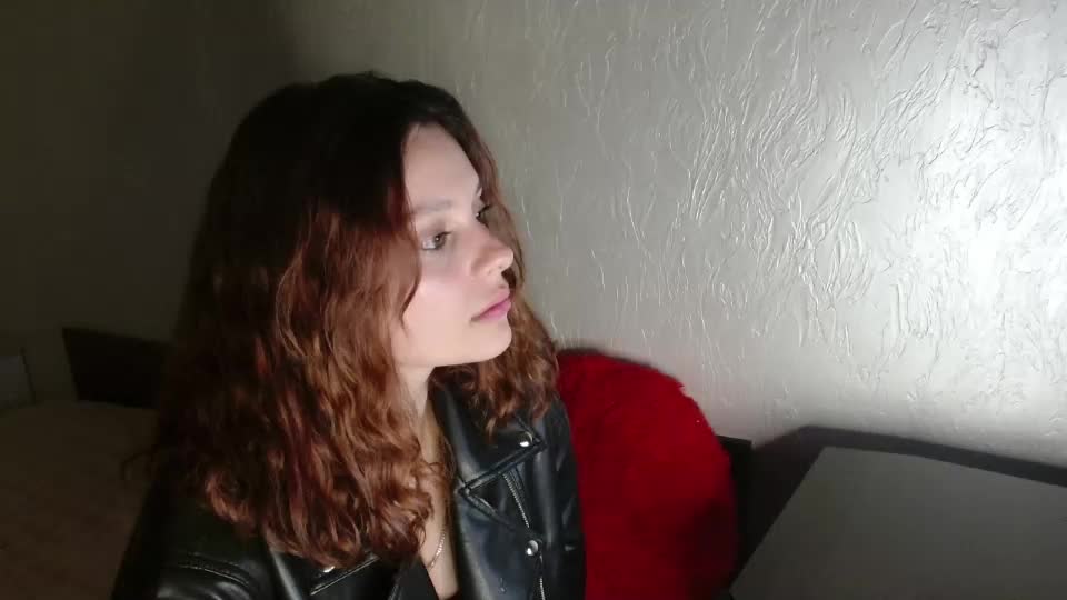 mia_luiza Adult Chat September 12, 2026