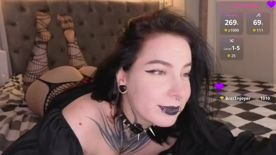 vivi__squirrel Adult Chat September 12, 2026