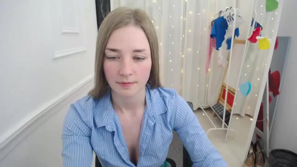 bree_sky Adult Chat September 12, 2026