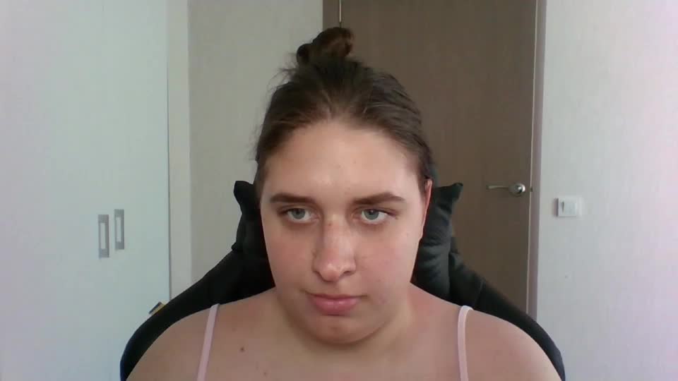 hess_luna_ Adult Chat September 12, 2026