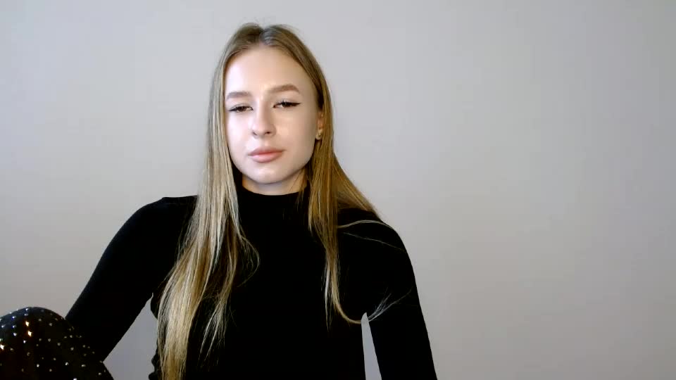tiarasmile Adult Chat September 12, 2026