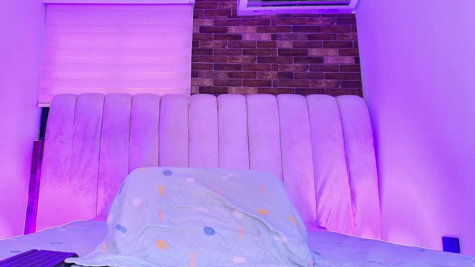 sofi_divine Adult Chat September 12, 2026