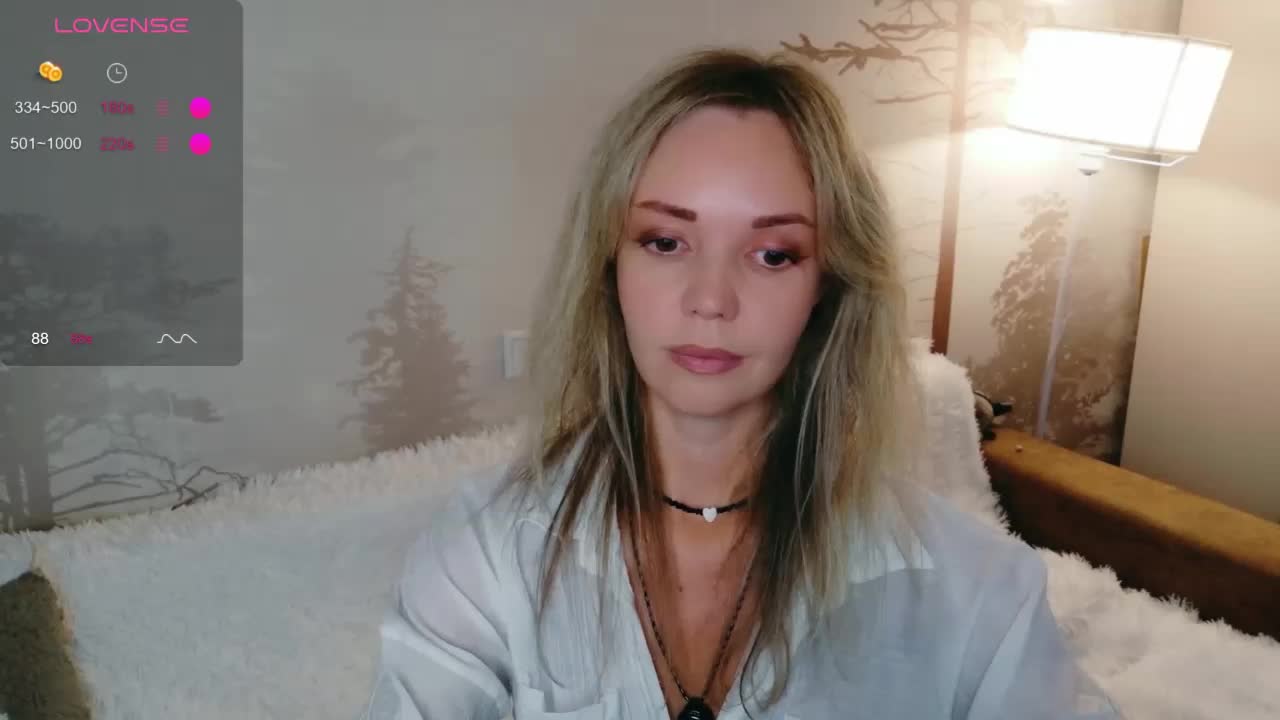 Red_Rose_98 Adult Chat September 12, 2026