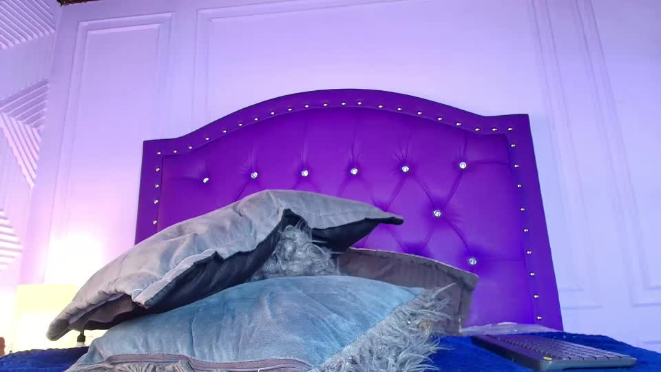 sweetie_foxxxx Adult Chat September 13, 2026
