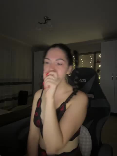 Vika19981 Adult Chat September 13, 2026