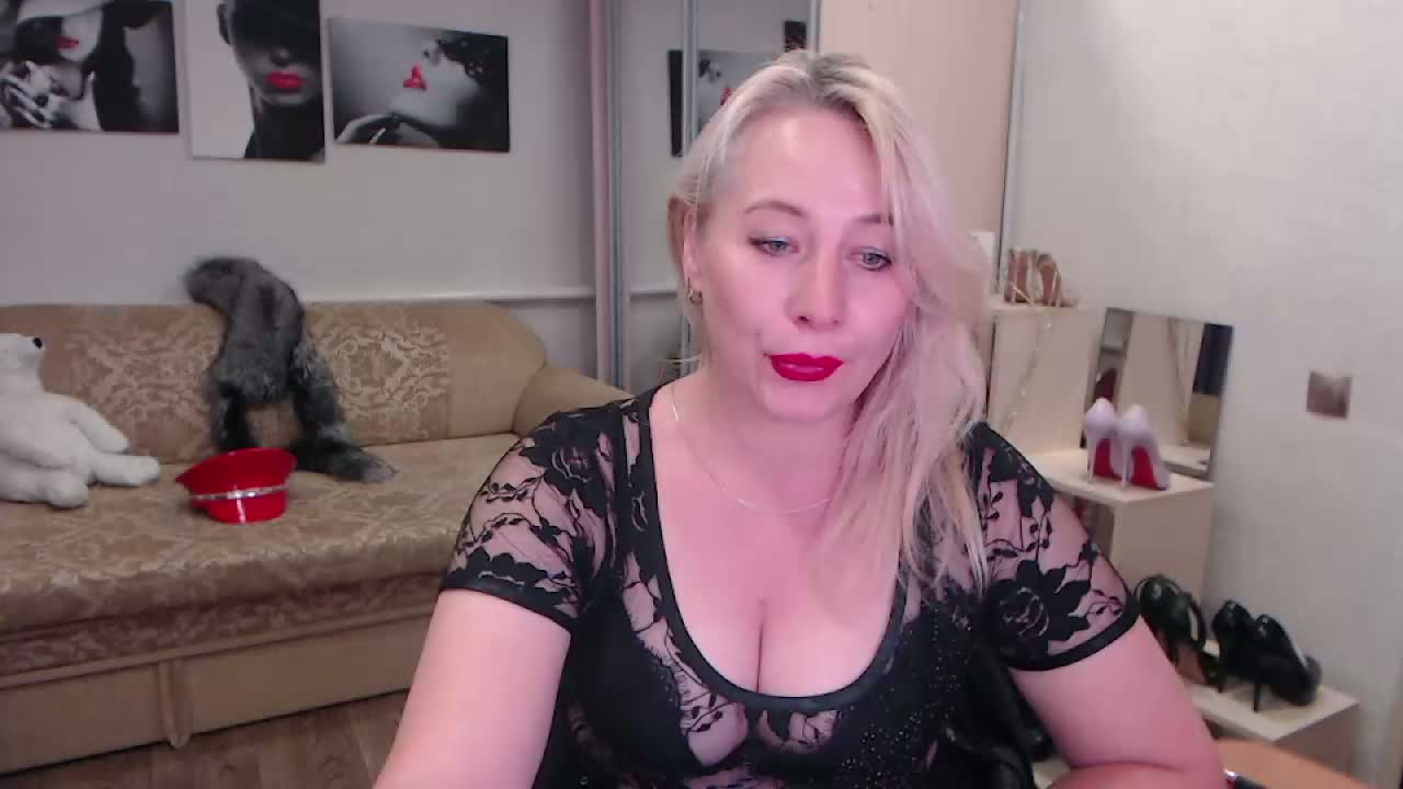 MistressMilfa Adult Chat September 14, 2026