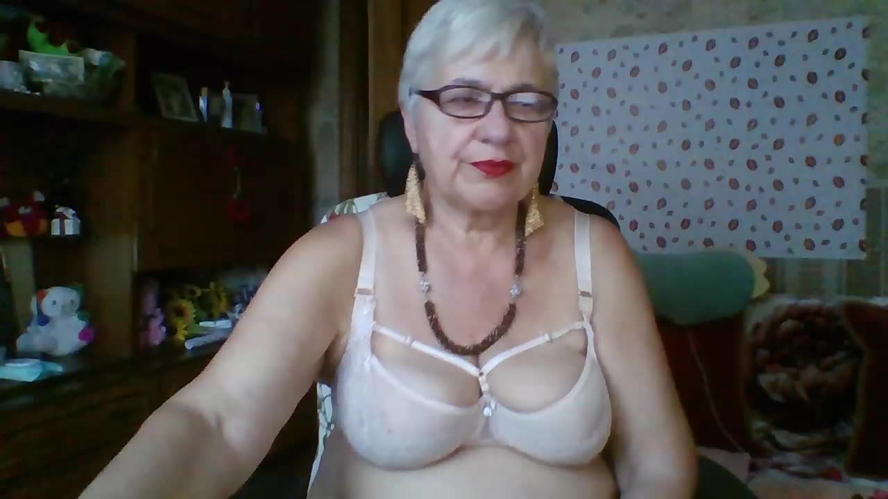 SweetCherry00 Adult Chat September 14, 2026