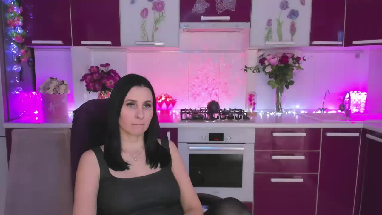 Olivija2020 Adult Chat September 14, 2026