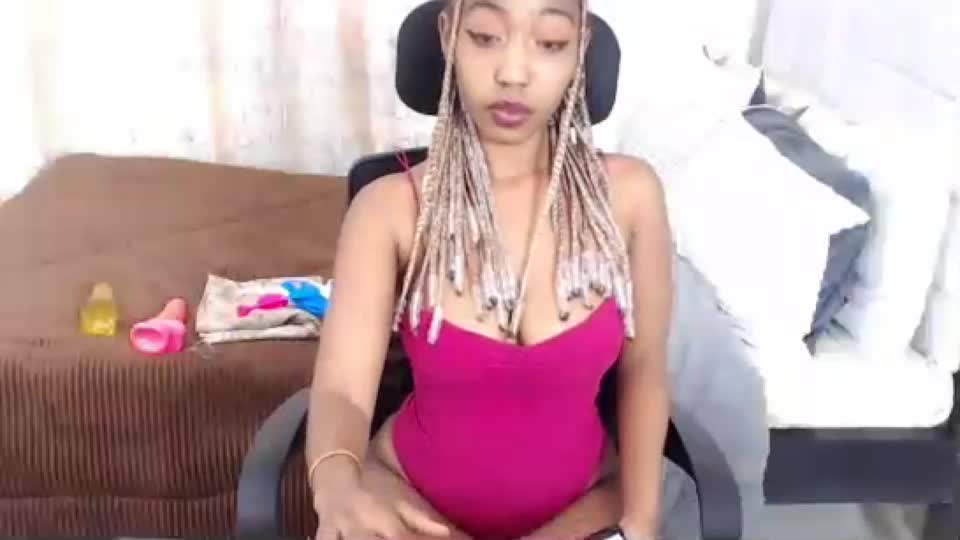 thee_habibah Adult Chat September 14, 2026