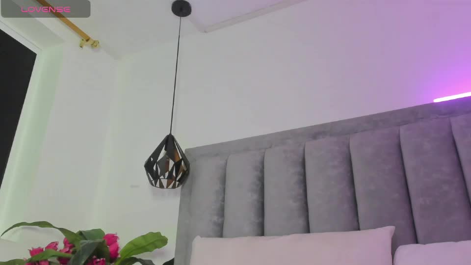 bella13_ Adult Chat September 14, 2026