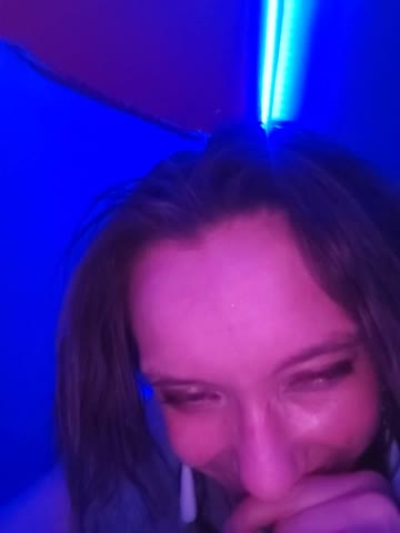ivvikkilove1994 Adult Chat September 14, 2026