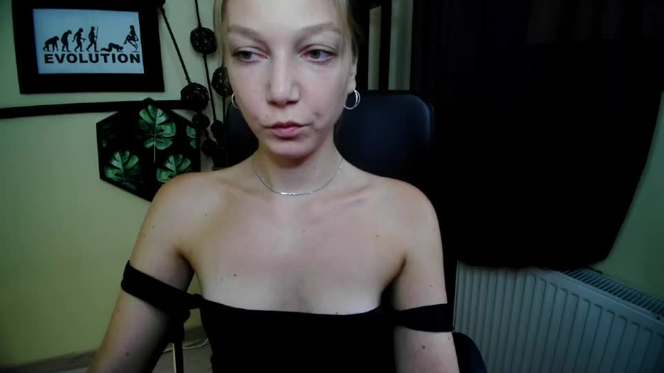 emilly_xkiss Adult Chat September 14, 2026