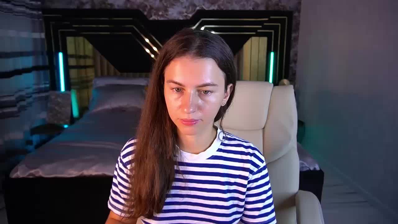 LittleJulii Adult Chat September 14, 2026