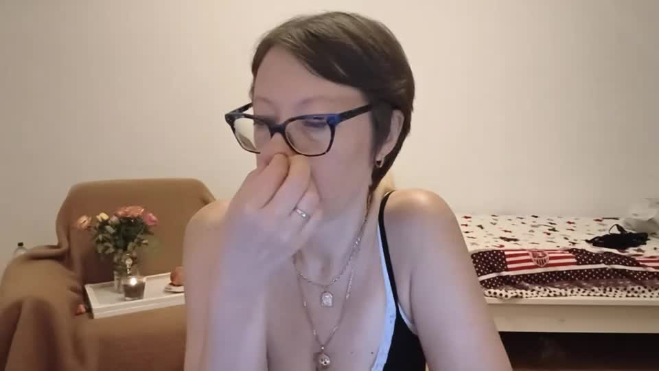 bellarose_2020 Adult Chat September 15, 2026