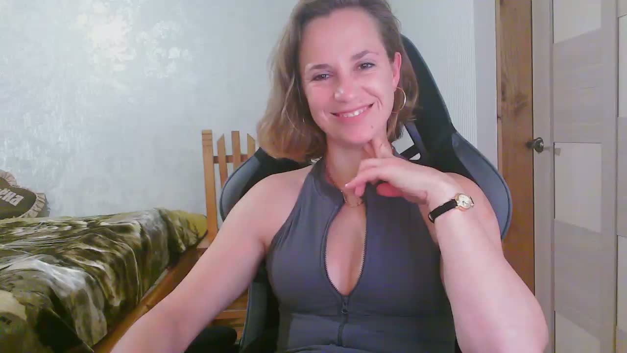 CristaQ Adult Chat September 15, 2026