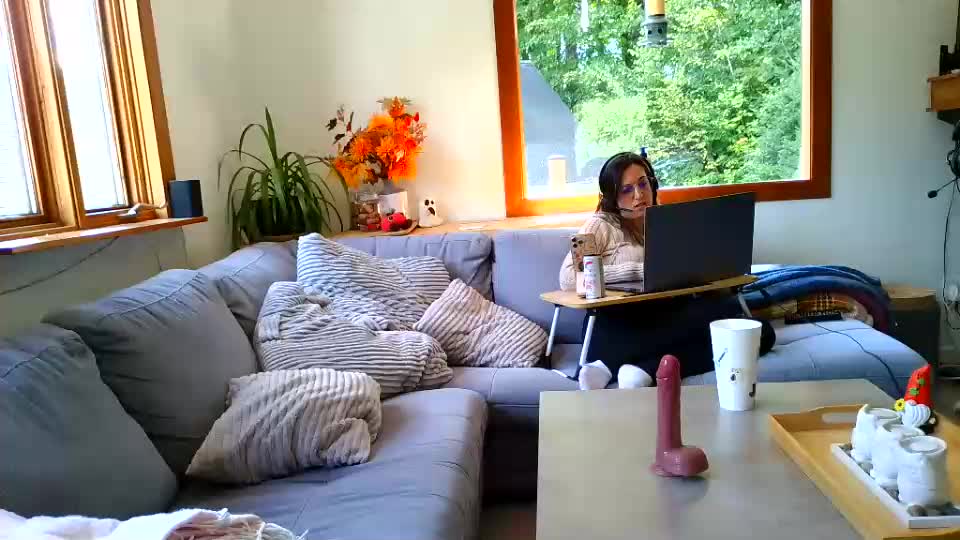emyxxl Adult Chat September 15, 2026