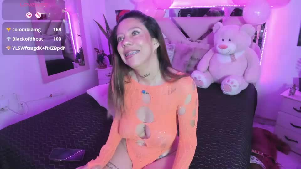 karly_moonn Adult Chat September 14, 2026