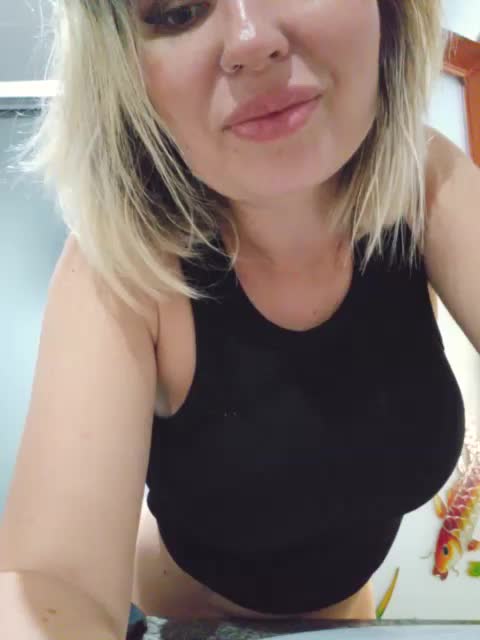Minni______Mia Adult Chat September 14, 2026
