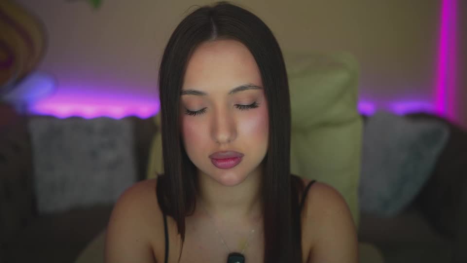 oliviamoore_ Adult Chat September 15, 2026