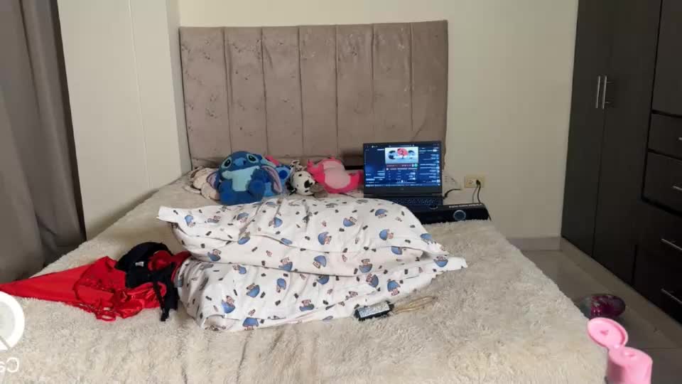bombom_cherry Adult Chat September 15, 2026
