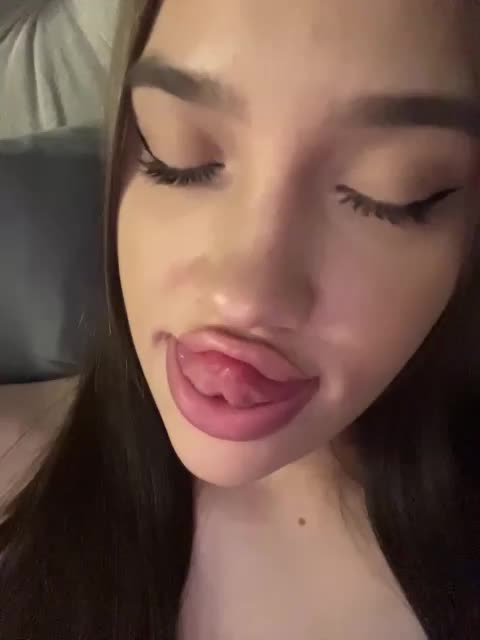 Glossmixdoll Adult Chat September 15, 2026