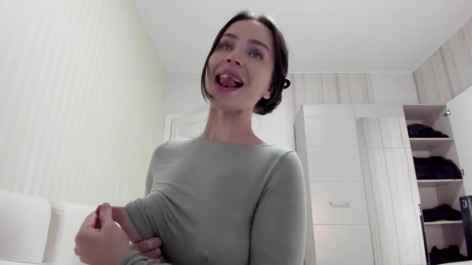 aminaswan_ Adult Chat September 15, 2026