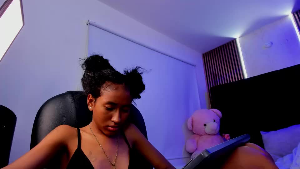 vicky_castillo Adult Chat September 15, 2026