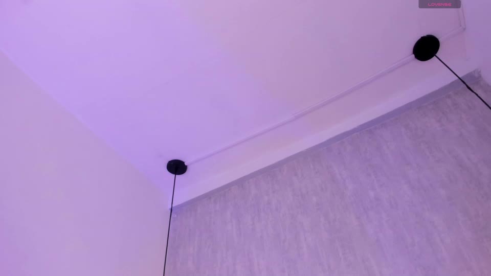 roxie_summers Adult Chat September 15, 2026