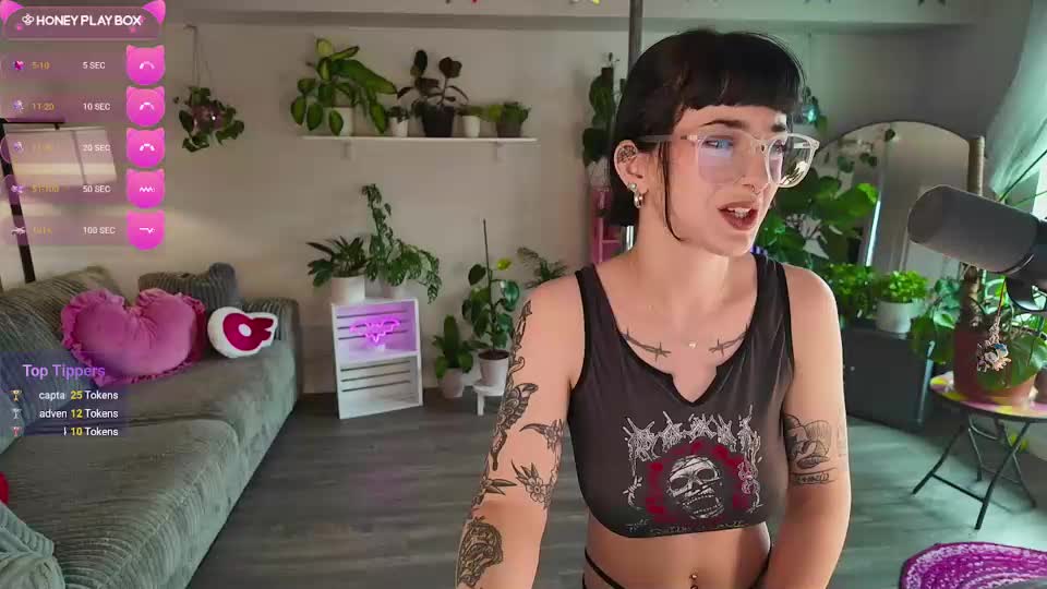 lucyyluvss Adult Chat September 15, 2026