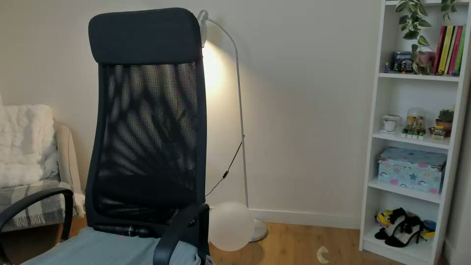 _bellaevans_ Adult Chat September 15, 2026