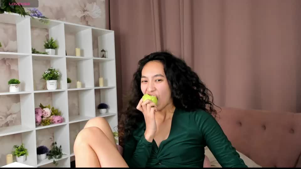 yummy_lamii Adult Chat September 15, 2026