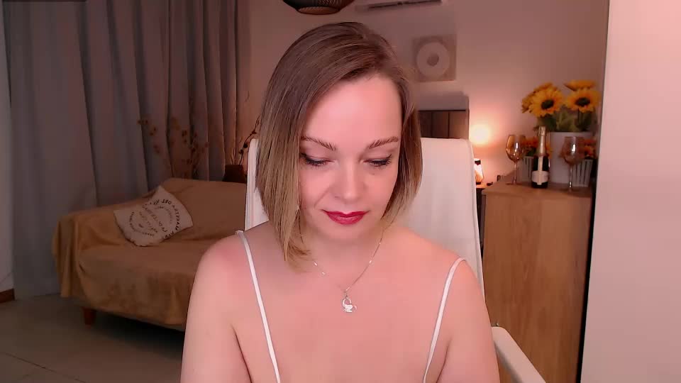 tilly_eliot Adult Chat September 16, 2026