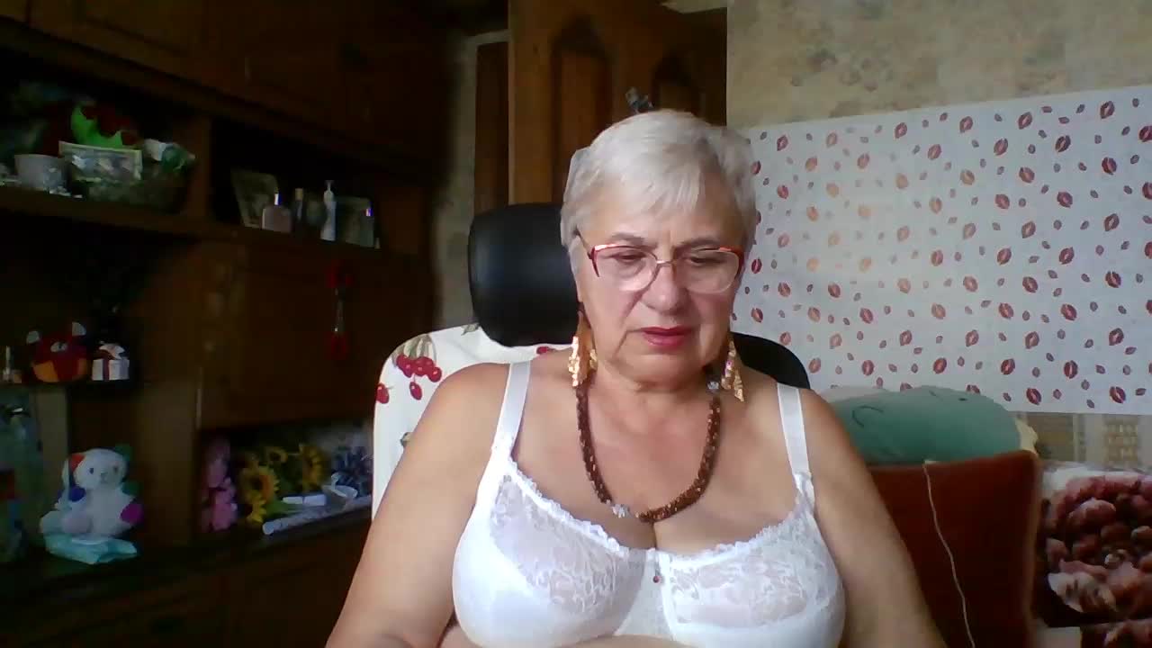 SweetCherry00 Adult Chat September 15, 2026