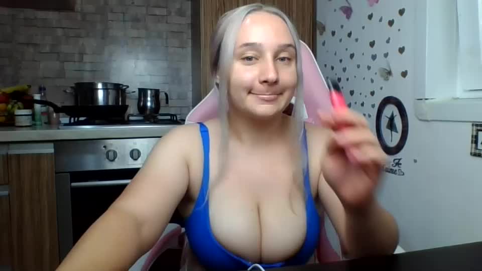 curvybombb Adult Chat September 15, 2026