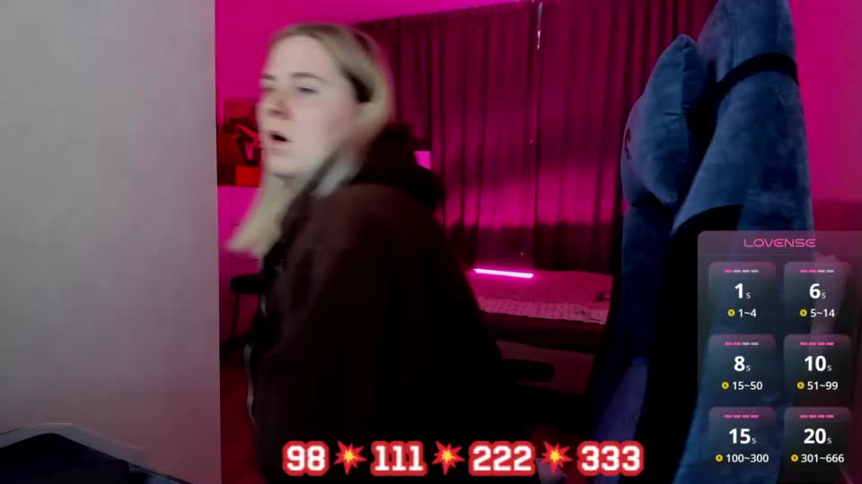 oliviamunk Adult Chat September 15, 2026