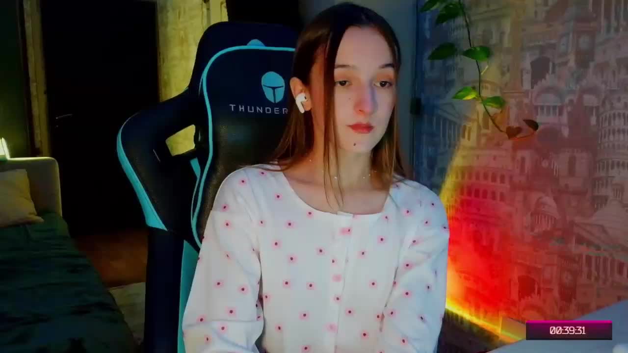 mimiJen Adult Chat September 16, 2026