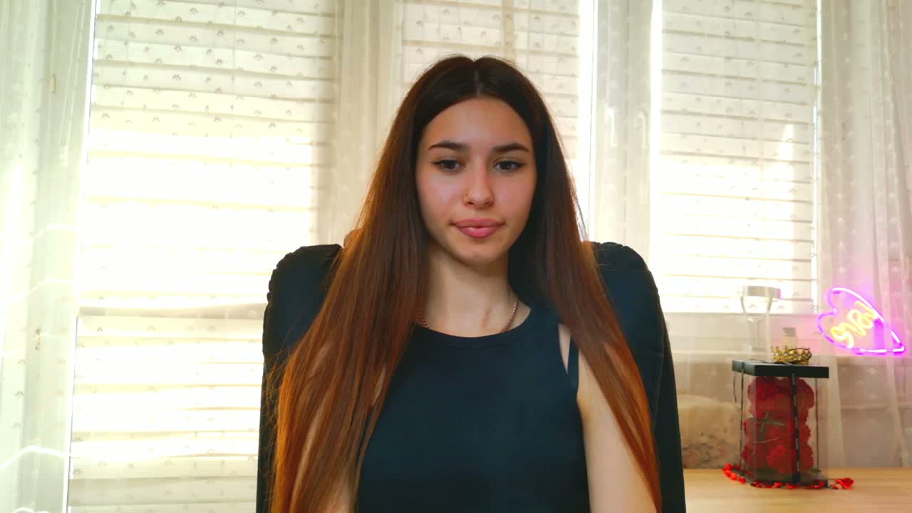 Bella-Rosee4u Adult Chat September 15, 2026