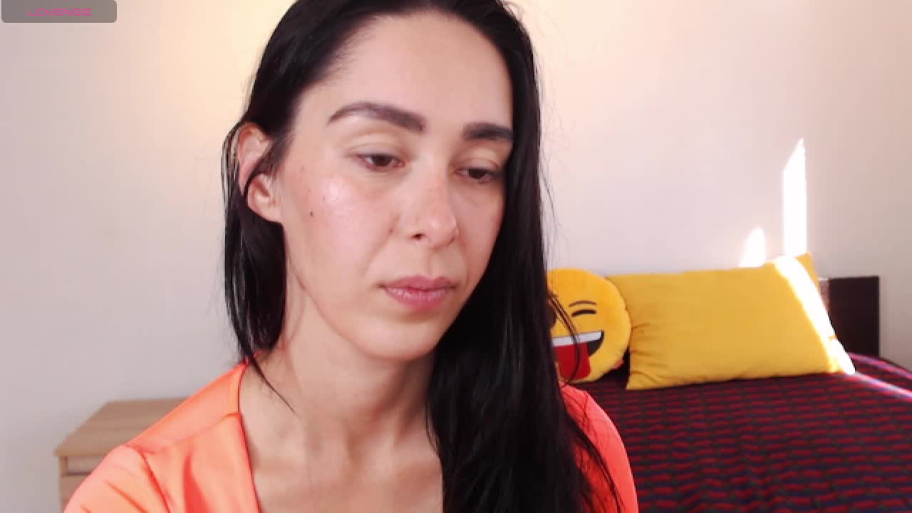 ValeriaFoxx Adult Chat September 15, 2026