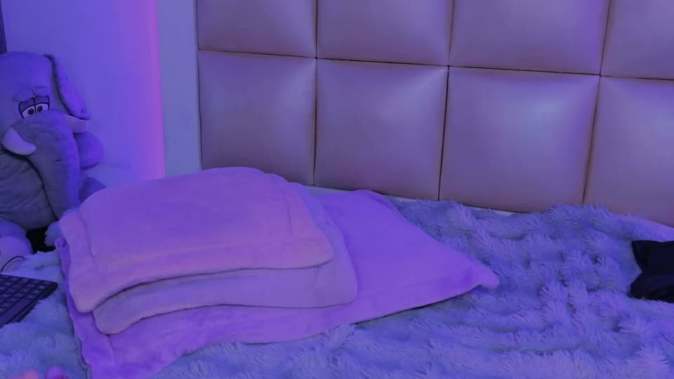 luna__scarlett Adult Chat September 16, 2026