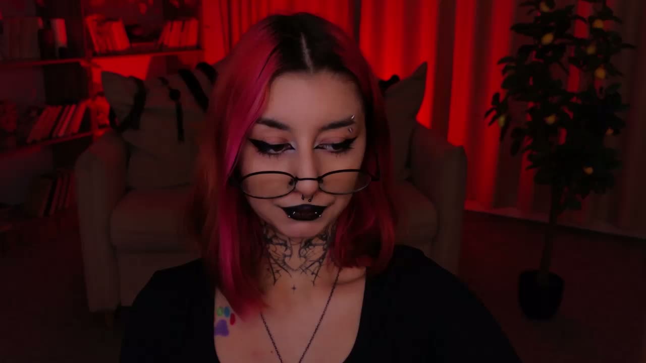 MistressMarcelline Adult Chat September 16, 2026