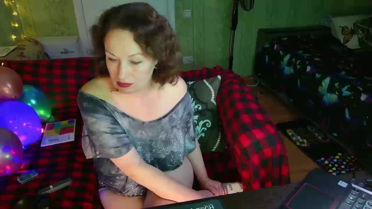 MeganIris Adult Chat September 16, 2026