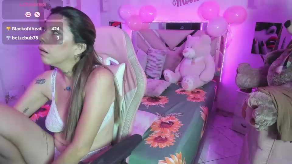 karly_moonn Adult Chat September 16, 2026