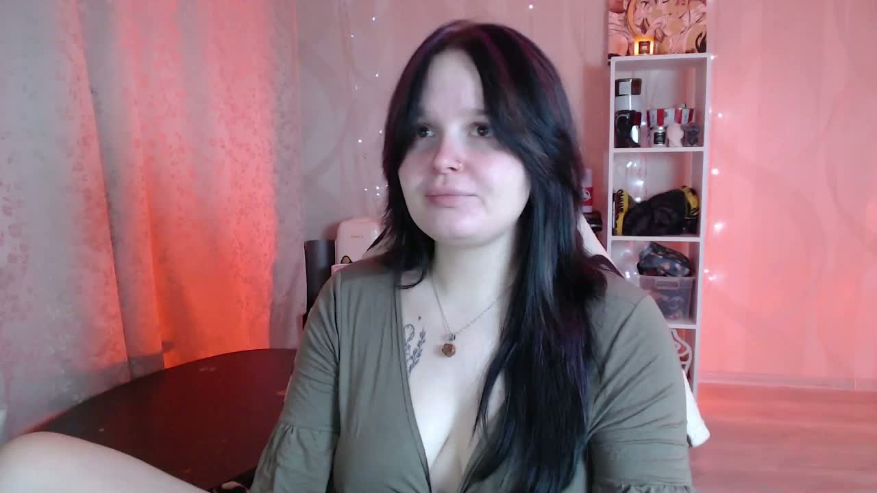 Lizzi-Peach Adult Chat September 16, 2026