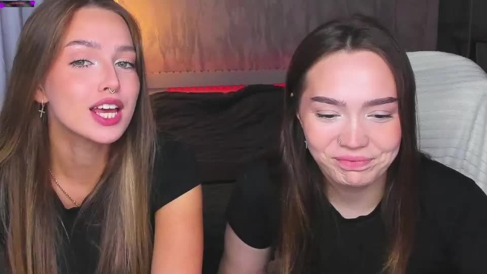 top_twins Adult Chat September 17, 2026